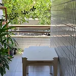 Hostel For One Com Quarto De Solteiro E Banheiro Privativos
